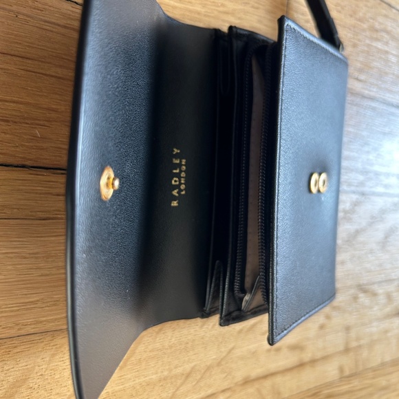 Radley London Apsley Road Faux Snake Wallet Leather Zip Around Wallet - Picture 3 of 5